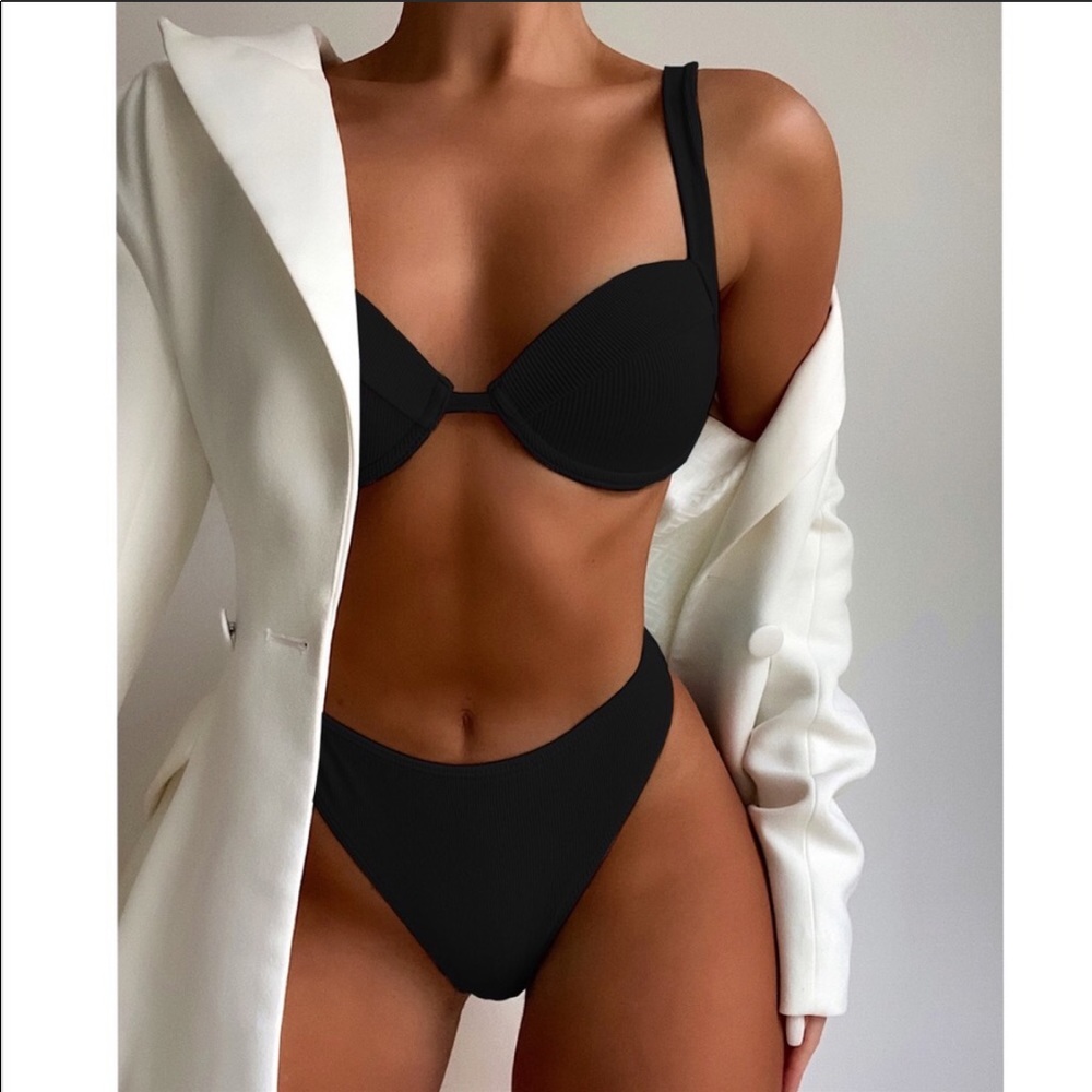 ONLY 2 LEFT! BLACK BIKINI SET BATHING SUIT.